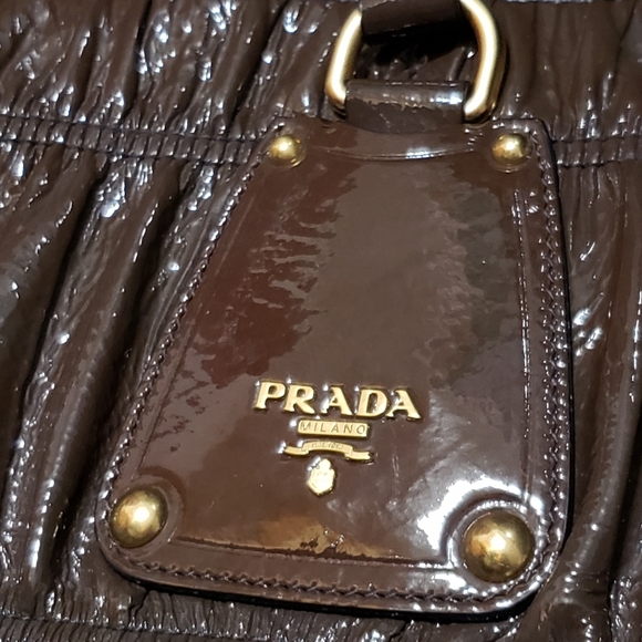 *Authentic* Prada Good Condition! Christmas SALE! ACCEPT OFFER - Picture 3 of 9
